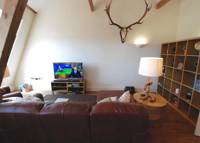 Minster View Penthouse *